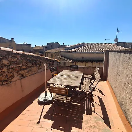 - 2km Golf 18 Hoyos - 12km Playa Holiday home Peralada